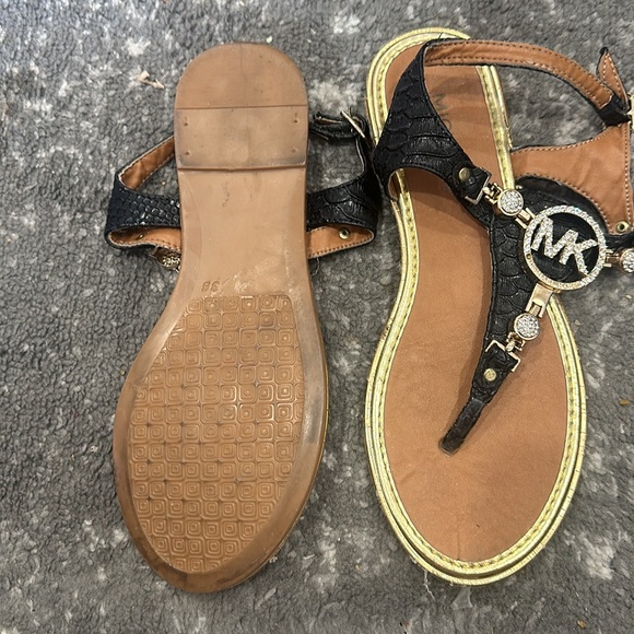 Michael Kors sandals - Picture 3 of 4